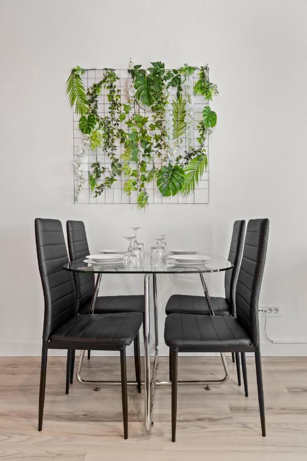 Aquarius: Upscale Flat In The Heart Of Bucharest! Bucareste Exterior foto