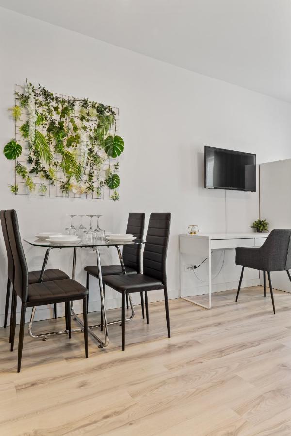 Aquarius: Upscale Flat In The Heart Of Bucharest! Bucareste Exterior foto